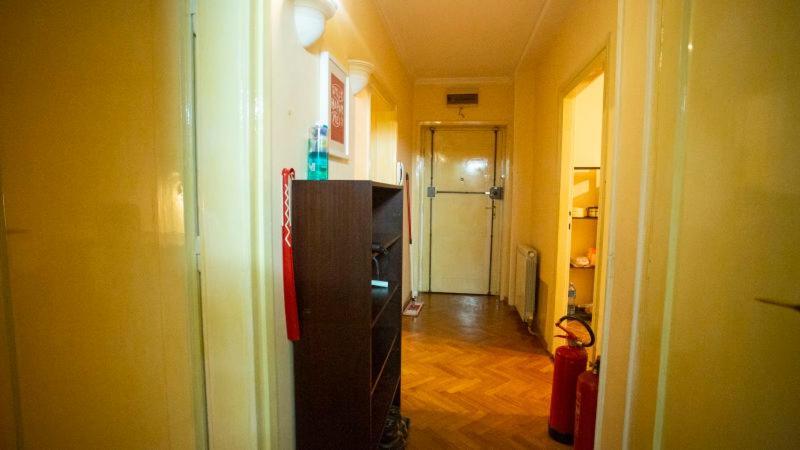 Private Cozy Room 1 With Shared Kitchen In Appartment, Downtown Belgrado Esterno foto